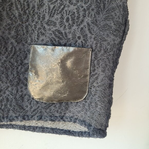 Chloe Black Top, Size 4 - Picture 5 of 8